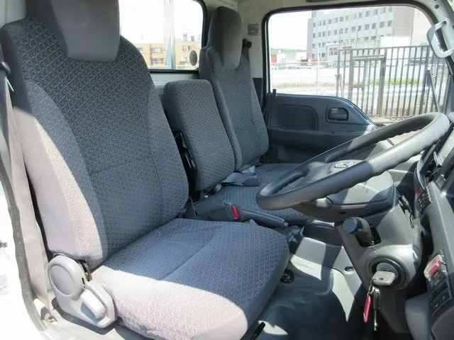 マツダ タイタン 2RG-LKR88A(2WD)の写真25