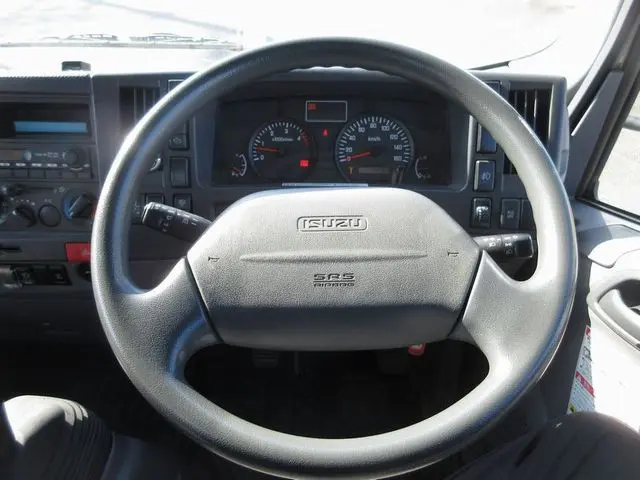 いすゞ エルフ SKG-NMR85R(2WD)の写真39