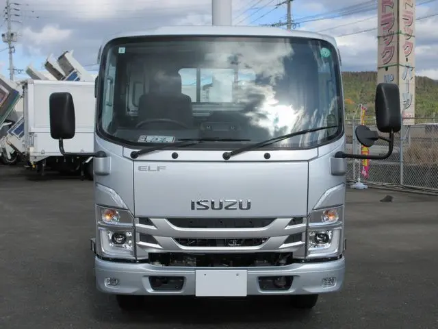 いすゞ エルフ 2RG-NMS88AR(4WD)の写真4