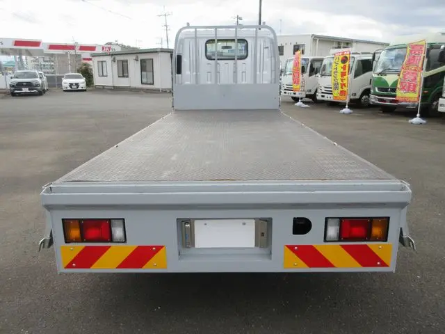 いすゞ エルフ 2RG-NMS88AR(4WD)の写真12