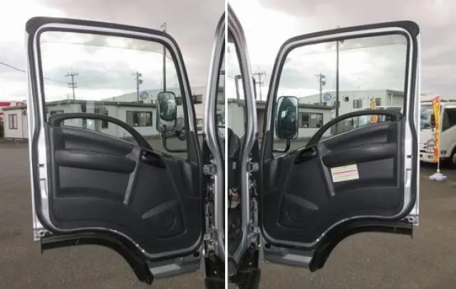 いすゞ エルフ 2RG-NMS88AR(4WD)の写真28