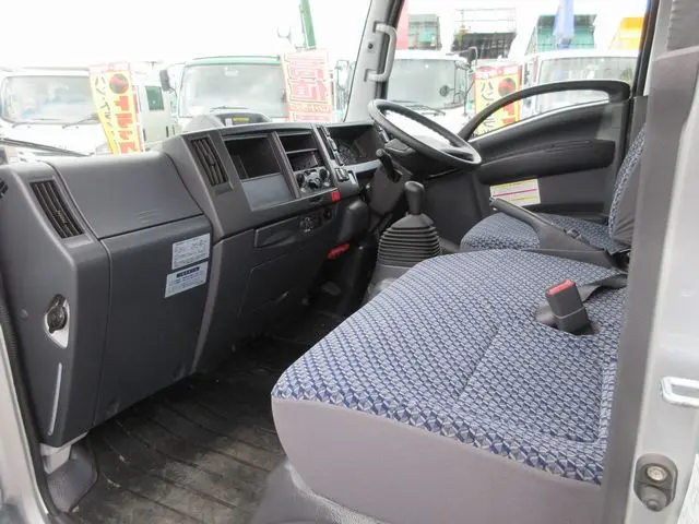 いすゞ エルフ 2RG-NMS88AR(4WD)の写真33