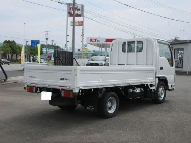 いすゞ エルフ TKG-NHR85A(2WD)の写真2