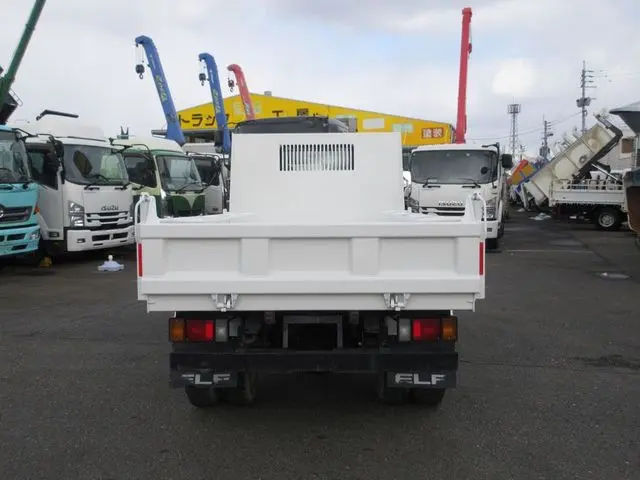 いすゞ エルフ TKG-NHR85A(2WD)の写真8