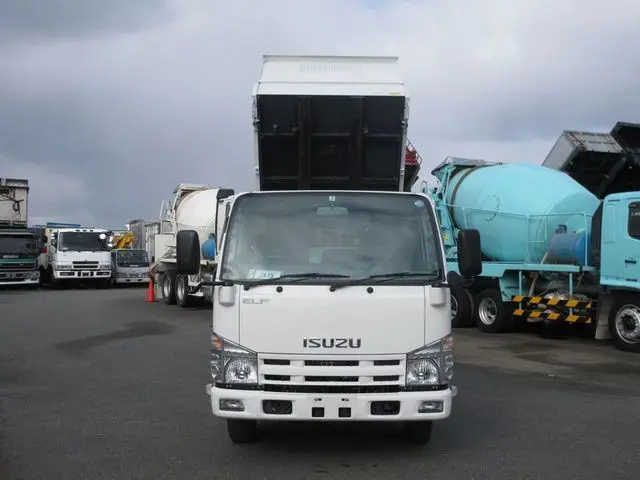 いすゞ エルフ TKG-NJR85ADの写真13