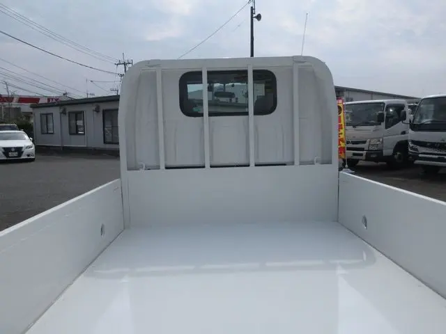いすゞ エルフ TKG-NHR85A(2WD)の写真13