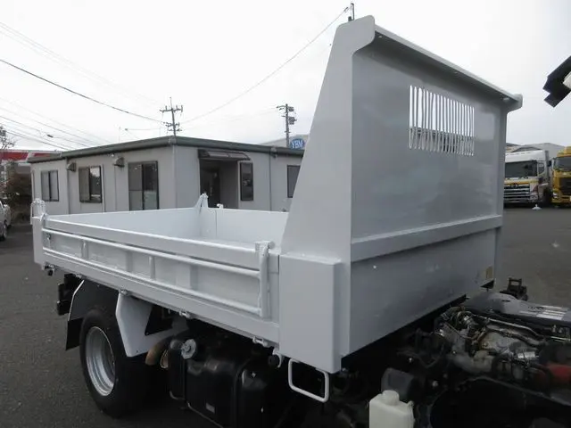 いすゞ エルフ TKG-NHR85A(2WD)の写真17