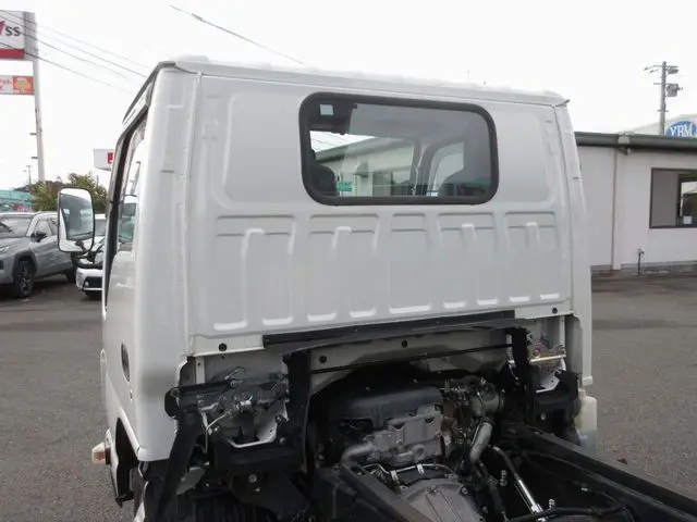 いすゞ エルフ TKG-NHR85A(2WD)の写真19