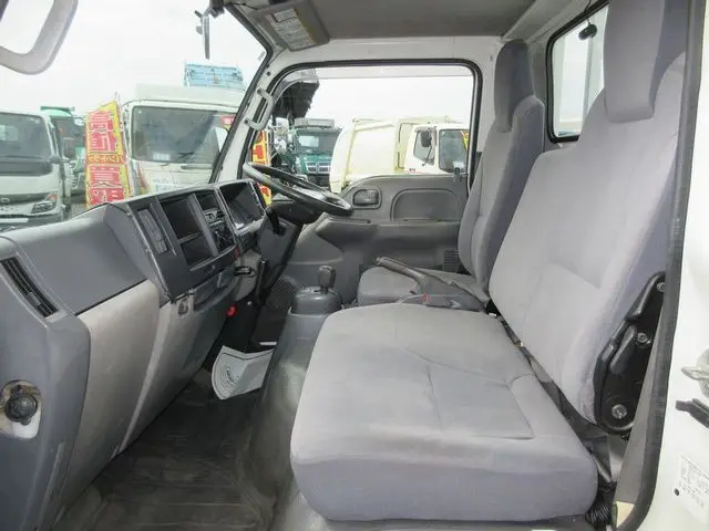 いすゞ エルフ TKG-NHR85A(2WD)の写真27