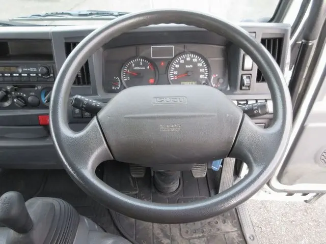 いすゞ エルフ TKG-NHR85A(2WD)の写真38