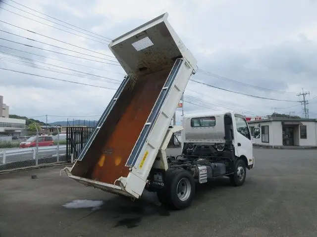 日野 デュトロ 2KG-XZU700X(2WD)の写真2