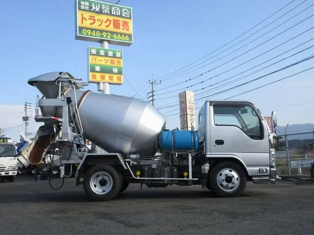 いすゞ エルフ TPG-NKR85N(2WD)の写真9