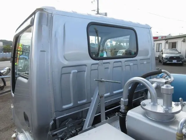 いすゞ エルフ TPG-NKR85N(2WD)の写真10