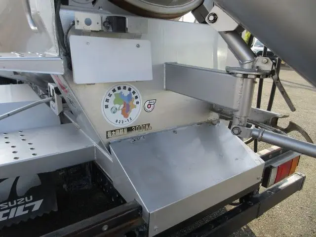 いすゞ エルフ TPG-NKR85N(2WD)の写真15