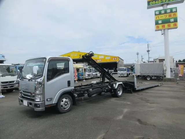 いすゞ エルフ 2RG-NPR88AN(2WD)の写真16