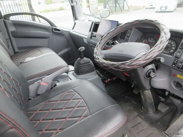 いすゞ エルフ 2RG-NPR88AN(2WD)の写真36