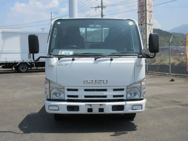 いすゞ エルフ TKG-NHR85A(2WD)の写真4