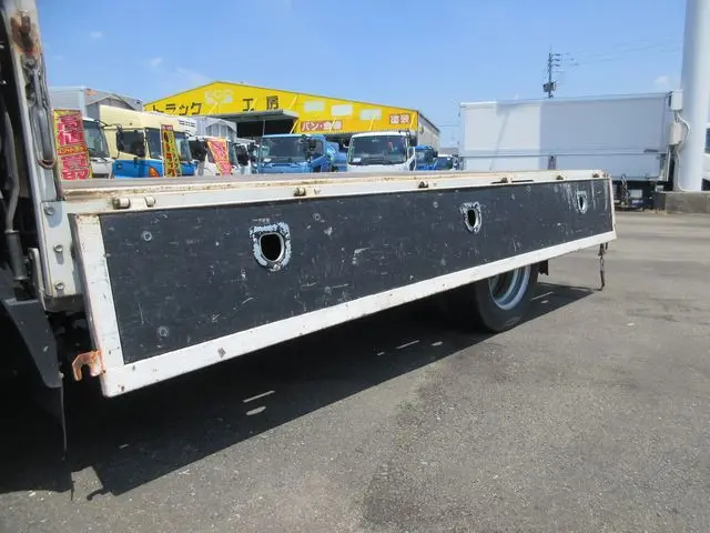 いすゞ エルフ TKG-NHR85A(2WD)の写真15
