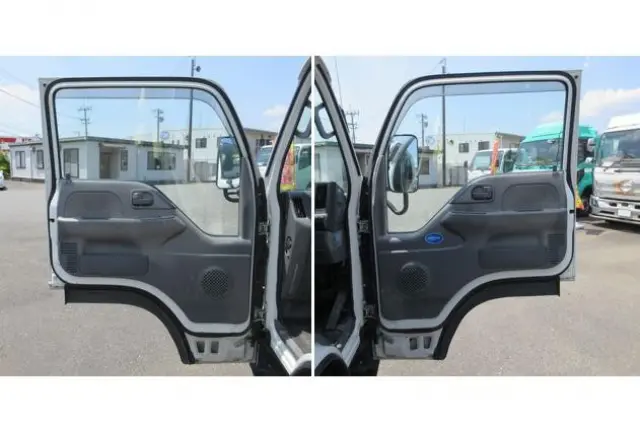 いすゞ エルフ TKG-NHR85A(2WD)の写真23
