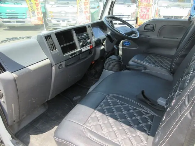 いすゞ エルフ TKG-NHR85A(2WD)の写真28