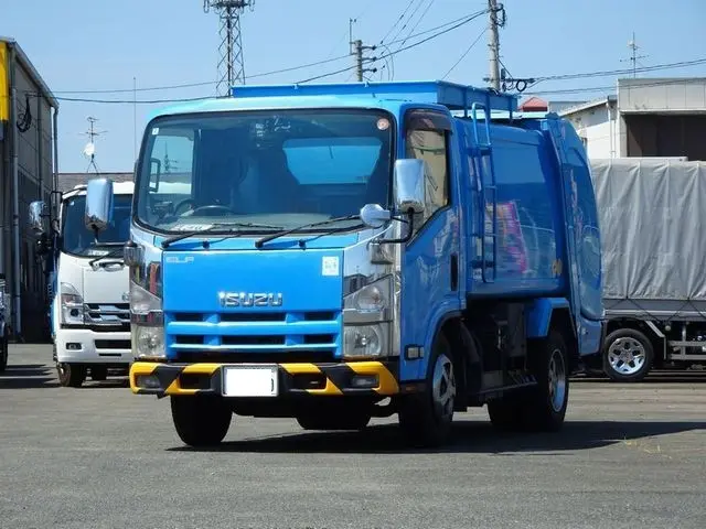 いすゞ エルフ　３ｔ　塵芥車|いすゞ エルフ TKG-NMR85N(2WD)の写真1