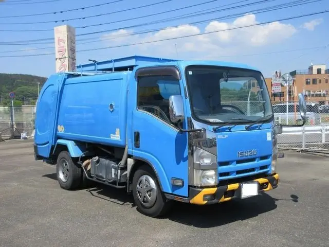 いすゞ エルフ　３ｔ　塵芥車|いすゞ エルフ TKG-NMR85N(2WD)の写真4