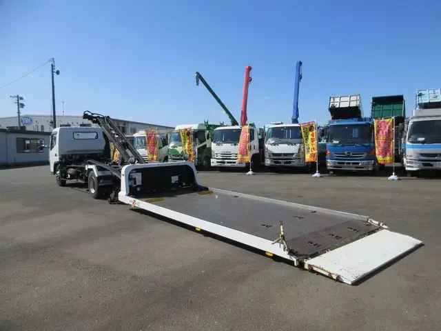 三菱 キャンター TPG-FEB80(2WD)の写真2