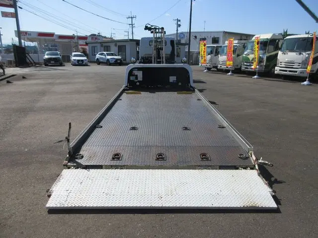 三菱 キャンター TPG-FEB80(2WD)の写真21