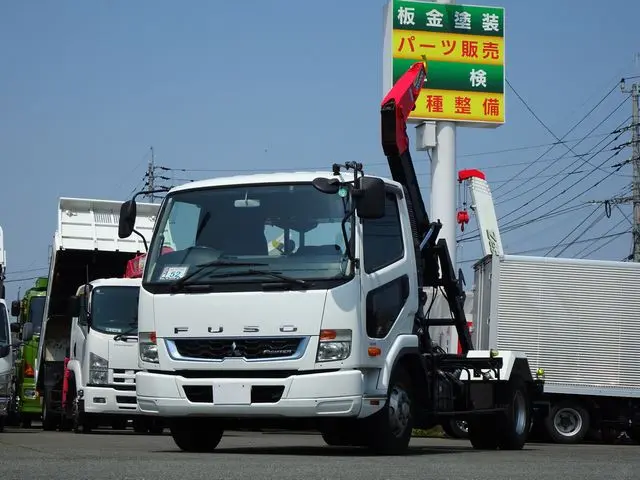 三菱 ファイター 2KG-FK71F(2WD)の写真1