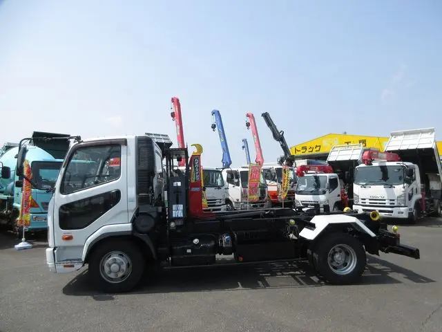 三菱 ファイター 2KG-FK71F(2WD)の写真7