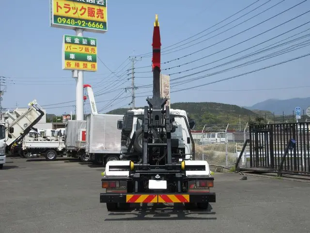 三菱 ファイター 2KG-FK71F(2WD)の写真13