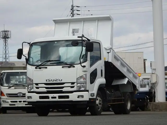 三菱 ファイター PDG-FK71R(2WD)の写真1