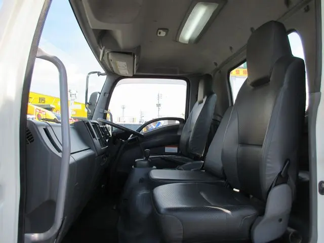 いすゞ フォワード TKG-FRR90S1(2WD)の写真38