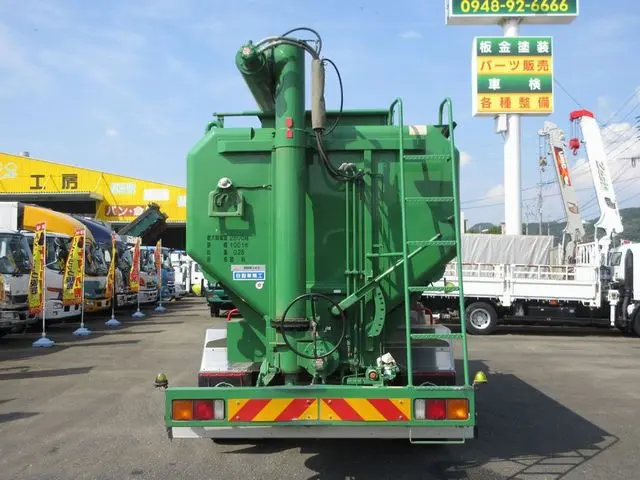 三菱 ファイター TKG-FK61F(2WD)の写真7