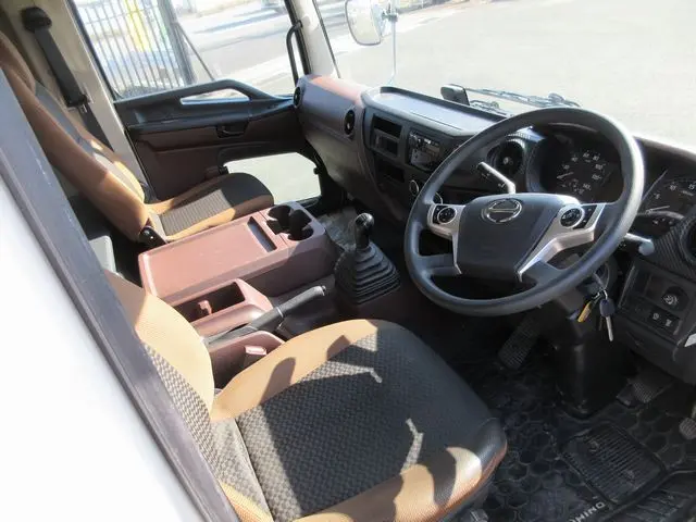 日野 レンジャー 2PG-FD2ABG(2WD)の写真31
