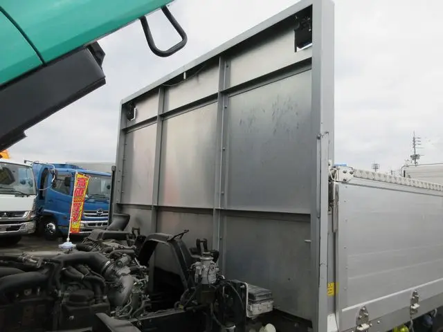 いすゞ フォワード 2RG-FRR90T2(2WD)の写真11