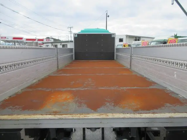 いすゞ フォワード 2RG-FRR90T2(2WD)の写真12