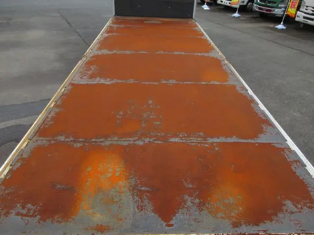 いすゞ フォワード 2RG-FRR90T2(2WD)の写真14