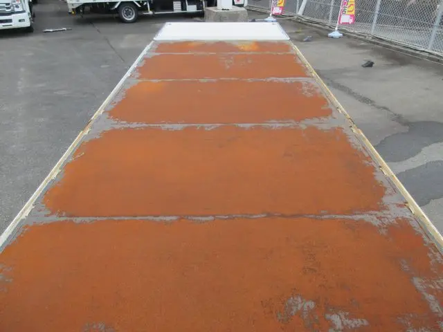 いすゞ フォワード 2RG-FRR90T2(2WD)の写真15