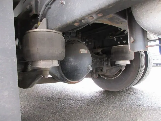 いすゞ フォワード 2RG-FRR90T2(2WD)の写真28