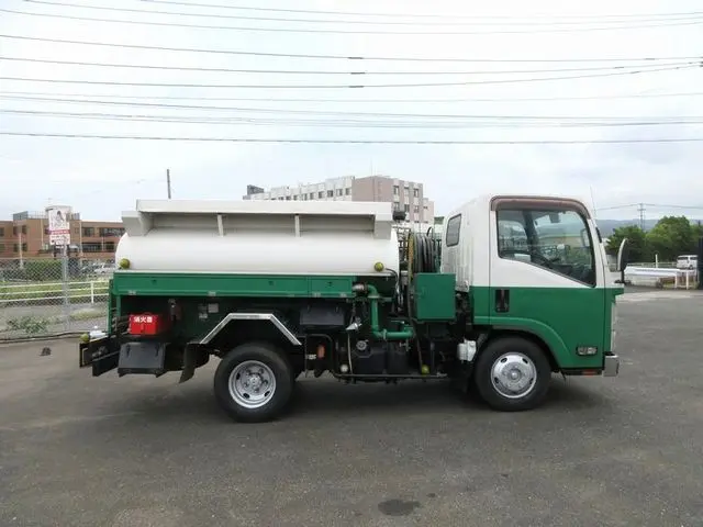 いすゞ エルフ TPG-NMR85N(2WD)の写真10