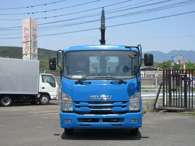 いすゞ フォワード TKG-FRR90S2(2WD)の写真4
