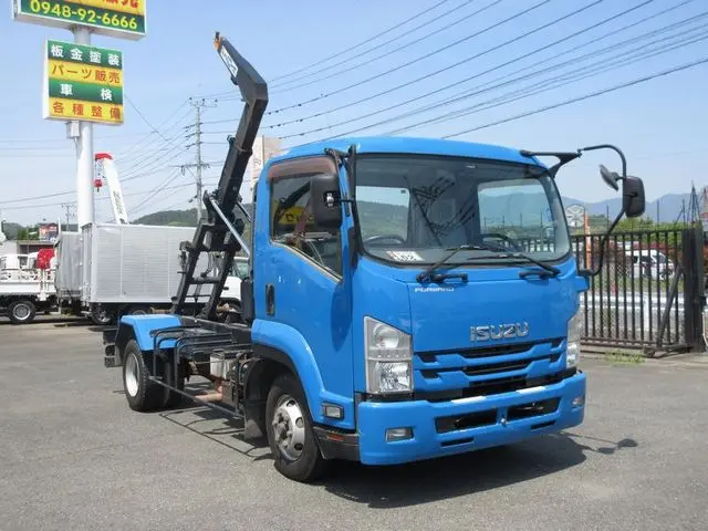 いすゞ フォワード TKG-FRR90S2(2WD)の写真7