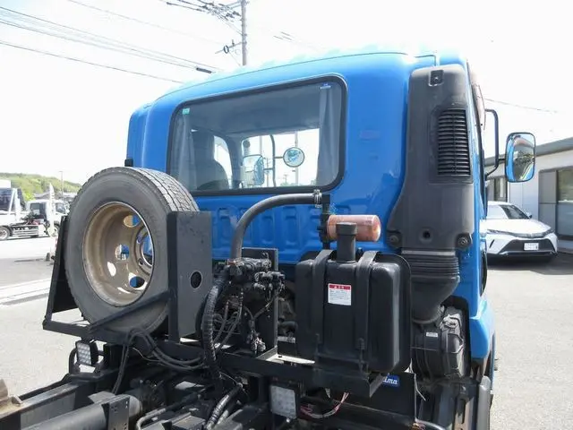 いすゞ フォワード TKG-FRR90S2(2WD)の写真15