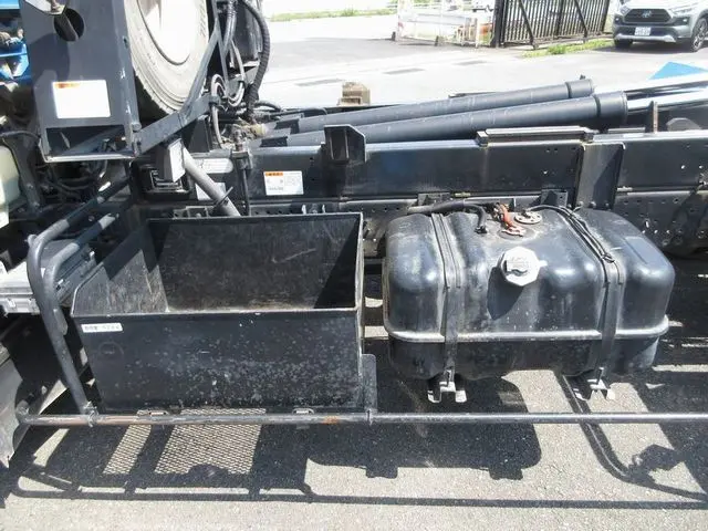 いすゞ フォワード TKG-FRR90S2(2WD)の写真24