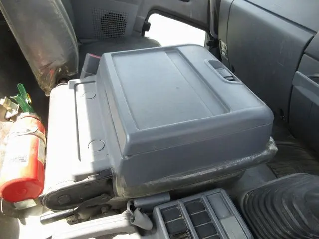 いすゞ フォワード TKG-FRR90S2(2WD)の写真34