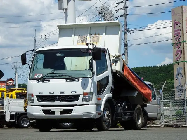 三菱 ファイター TKG-FK71F(2WD)の写真1