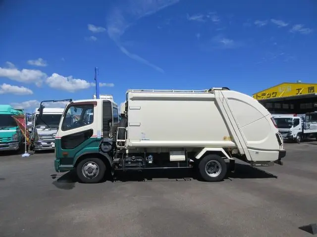三菱 ファイター 2KG-FK71F(2WD)の写真10