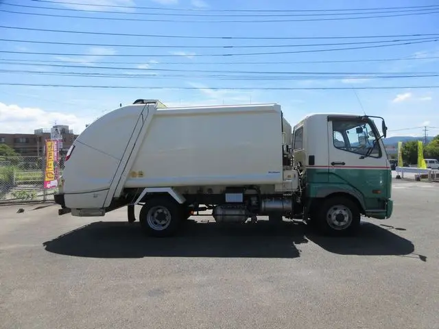三菱 ファイター 2KG-FK71F(2WD)の写真11