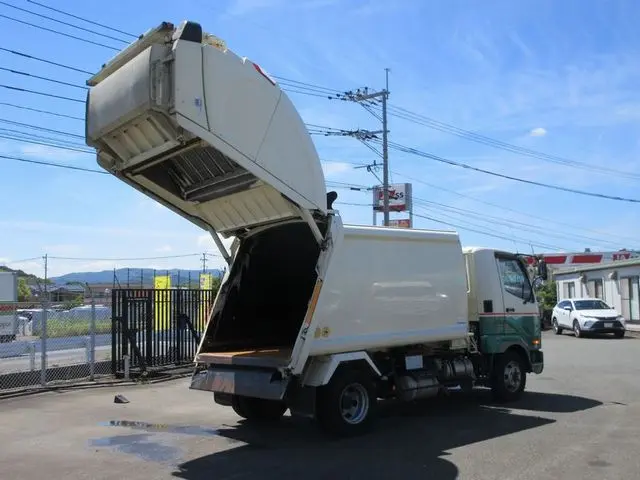三菱 ファイター 2KG-FK71F(2WD)の写真12